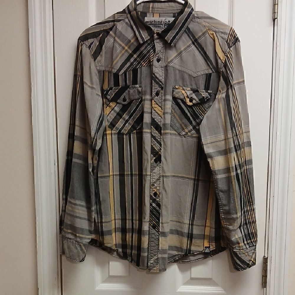 ❄️Machine Gray and Black And Yellow, Long Sleeve Shirt. EUC Size M